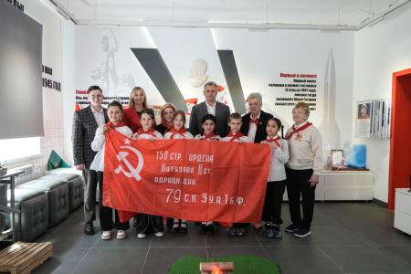 Свердловская область. Ряды Ленинской пионерии пополнили школьники из Екатеринбурга