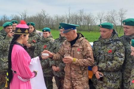 Калмыкия. Городовиковские коммунисты приняли участие в автопробеге «Эх, путь-дорожка фронтовая!"