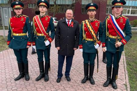 Тюменские коммунисты приняли участие в акции "Нам дороги эти позабыть нельзя!"