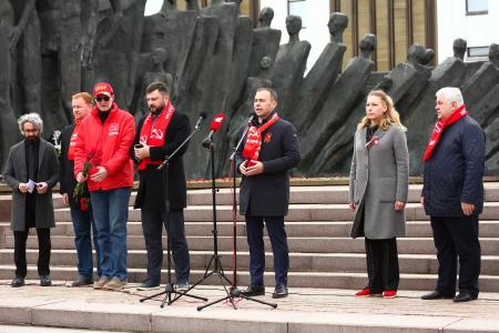 Москва. Поклонимся великим тем годам!