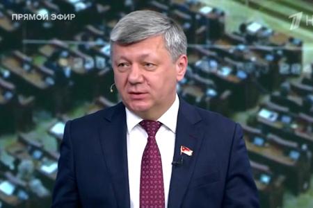 Дмитрий Новиков о том, что Горбачёва следовало судить и что пропаганда Запада “поджигает Рейхстаг каждый день”