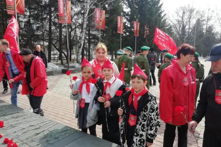 Наша Великая Победа - залог будущего нашей страны! Антифашистский марш-эстафета КПРФ на Дальнем Востоке