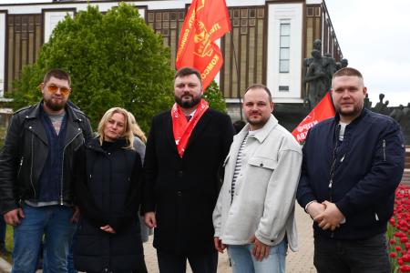 Москва. Поклонимся великим тем годам!