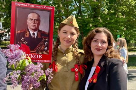Полутысячным сталинским маршем прошлись по городу пензенцы