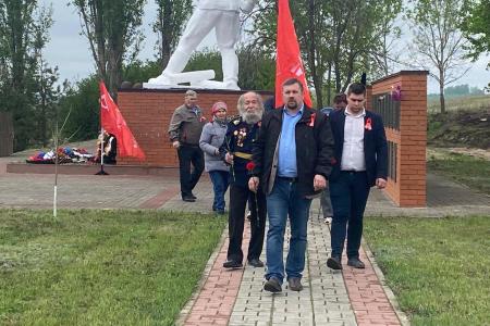 Воронежские коммунисты накануне Дня Победы почтили память красноармейцев Николая Загорского, Вячеслава Горбаконя  и крестьянина Якова Доровских