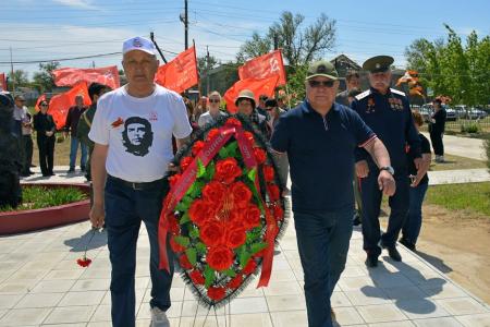 Коммунисты Калмыкии провели автопробег, посвящённый 80-летию Великой Победы