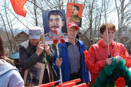 Коммунисты Забайкалья возложили цветы к Вечному огню в день 80-летия Великой Победы