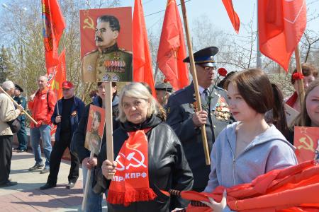 Коммунисты Забайкалья возложили цветы к Вечному огню в день 80-летия Великой Победы