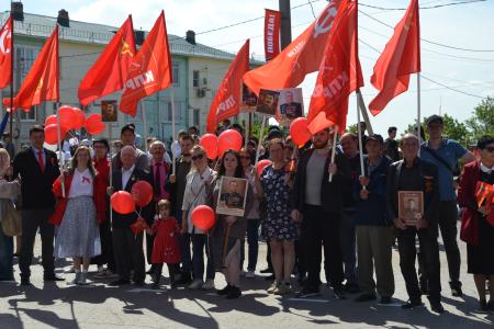 Астраханские коммунисты отметили 80-летие Победы