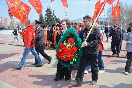 Коммунисты Забайкалья возложили цветы к Вечному огню в день 80-летия Великой Победы