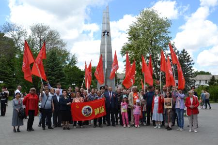 Астраханские коммунисты отметили 80-летие Победы