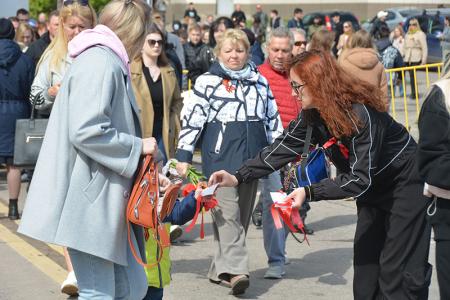В Иванове коммунисты,  комсомольцы и сторонники КПРФ приняли участие в праздновании 80-летия Победы