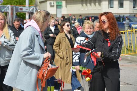 В Иванове коммунисты,  комсомольцы и сторонники КПРФ приняли участие в праздновании 80-летия Победы