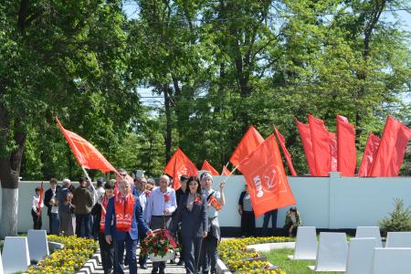 Коммунисты Дагестана отметили 80-летие Великой Победы