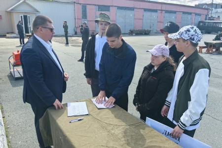 Тюменская область. При участии КПРФ состоялась военно-спортивная игра "День призывника"
