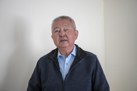Республика Калмыкия. Депутат фракции КПРФ в Народном Хурале Петр Эрендженов провел в селе Приютное  встречу с избирателями