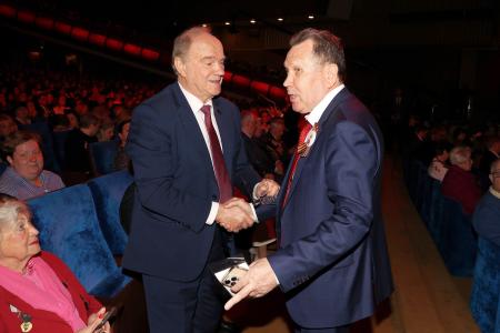 Геннадий Зюганов принял участие в концерте памяти “И помнит мир спасённый”