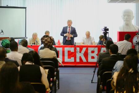 Дмитрий Новиков встретился с делегациями из 27 зарубежных государств