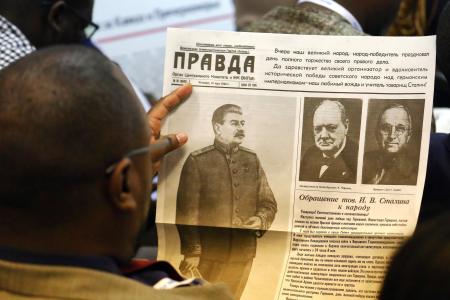 Дмитрий Новиков встретился с делегациями из 27 зарубежных государств