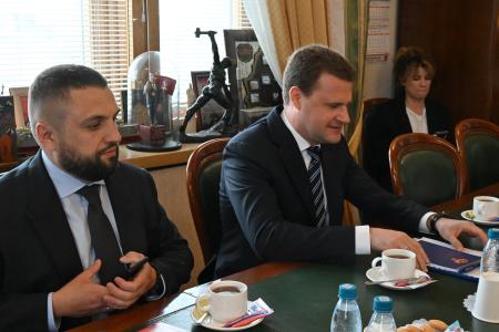 Г.А. Зюганов встретился в Москве с российским министром А.О. Чекунковым