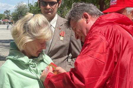 На героической земле Крыма коммунисты и комсомольцы приняли участников автопробега в рамках международного проекта "Содружество" Беларусь – Россия