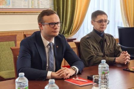 Лидер Ленинского Комсомола встретился с делегацией Коммунистического союза молодежи имени Хо Ши Мина
