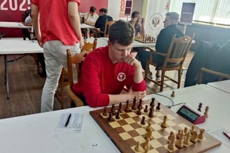 Поздравляем шахматистов спортклуба «КПРФ» с победой на Чемпионате России среди мужским команд!