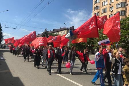 Карачаево-Черкессия. Ильич - вновь главный участник торжеств в День Победы на площади Ленина в Черкесске!