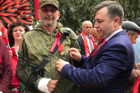 Карачаево-Черкессия. Ильич - вновь главный участник торжеств в День Победы на площади Ленина в Черкесске!