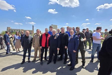Делегация КПРФ во главе с К.К. Тайсаевым посетила праздничные мероприятия в честь 11-ой годовщины образования ДНР