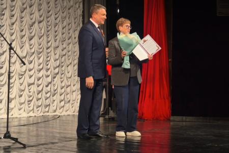 Делегация КПРФ во главе с К.К. Тайсаевым посетила праздничные мероприятия в честь 11-ой годовщины образования ЛНР