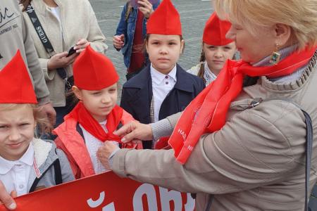 Рязанских ребят и девчонок приняли в пионеры на Красной площади в Москве