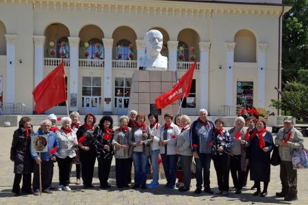 Коммунисты и сторонники КПРФ в Краснодарском крае провели праздничные мероприятия в честь Дня Ленинской Пионерии
