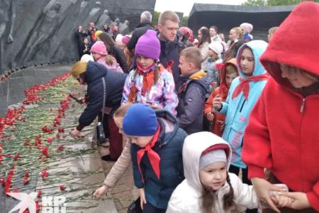 Геннадий Зюганов - перед встречей в Кремле с Си Цзиньпинем - «КП»: Уже вся планета знает, что мы после 80-летия Победы отметим 100-летие «Комсомольской правды»