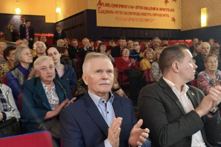 Санкт-Петербург. Сергей Пантелеев принял участие в праздничном митинге-концерте, посвященном 80-летию Победы