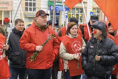 Иваново окрасилось алым знаменем Первомая