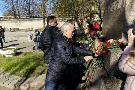 Санкт-Петербург  Сергей Пантелеев принял участие в митинге, посвященному Всемирному дню солидарности трудящихся