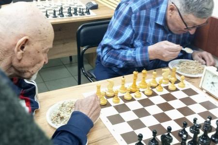 Курган. 80-летие Великой Победы