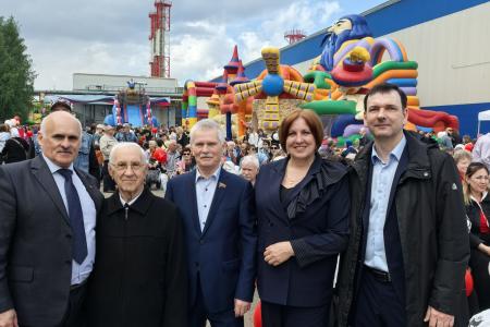 Санкт-Петербург. Сергей Пантелеев поздравил Кировский завод с 224-ой годовщиной со дня основания