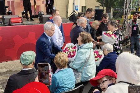 Санкт-Петербург. Сергей Пантелеев поздравил Кировский завод с 224-ой годовщиной со дня основания