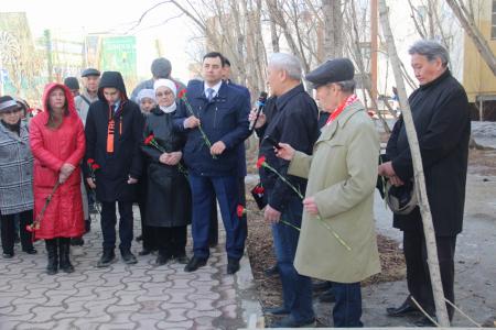 Первомай шагает по Якутии