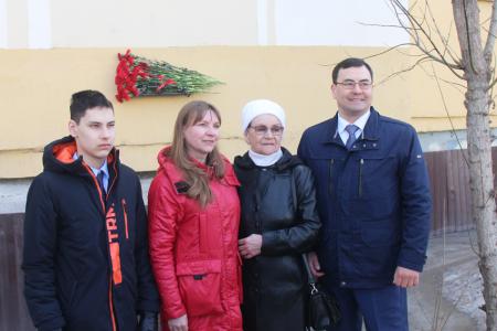 Первомай шагает по Якутии