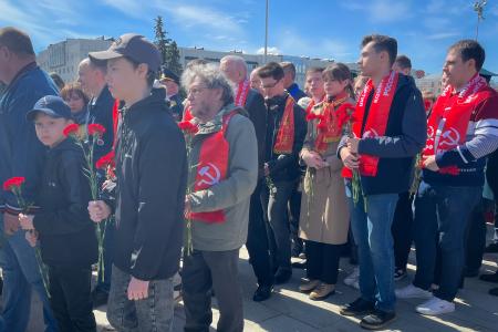 Возложение цветов в Перми