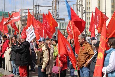 Мордовия. Красный Первомай на улицах Саранска