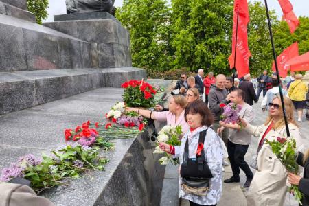Севастополь. День международной солидарности трудящихся