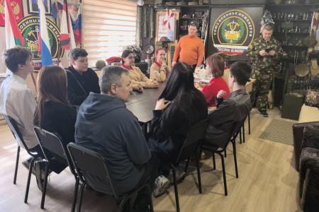 Тюменские коммунисты в очередной раз приняли участие в "уроке мужества"