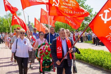 Юбилей Великой Победы широко отметили коммунисты Алтайского края