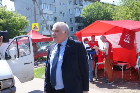 В Омске продолжается серия пикетов в поддержку Народного референдума