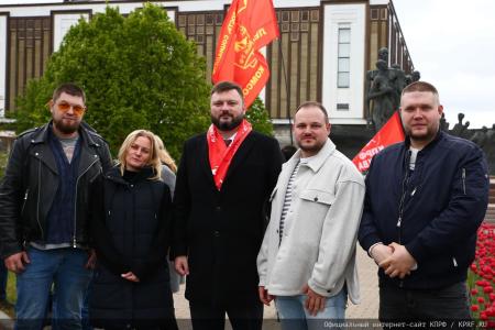Москва приняла эстафету "Знамя Победы"