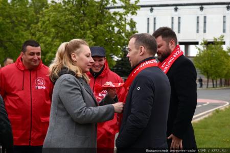 Москва приняла эстафету "Знамя Победы"